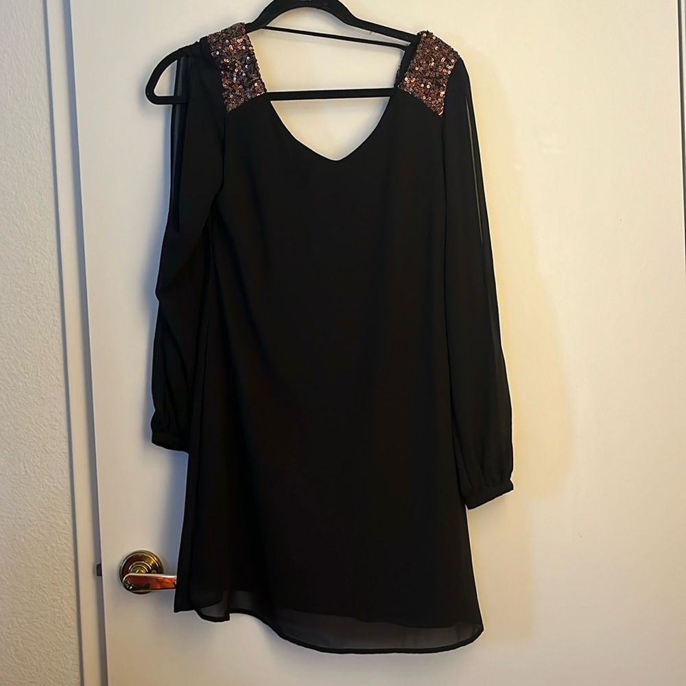 Sequin Hearts Long sleeve Dress with Sequins and cold shoulder.. Size Small.